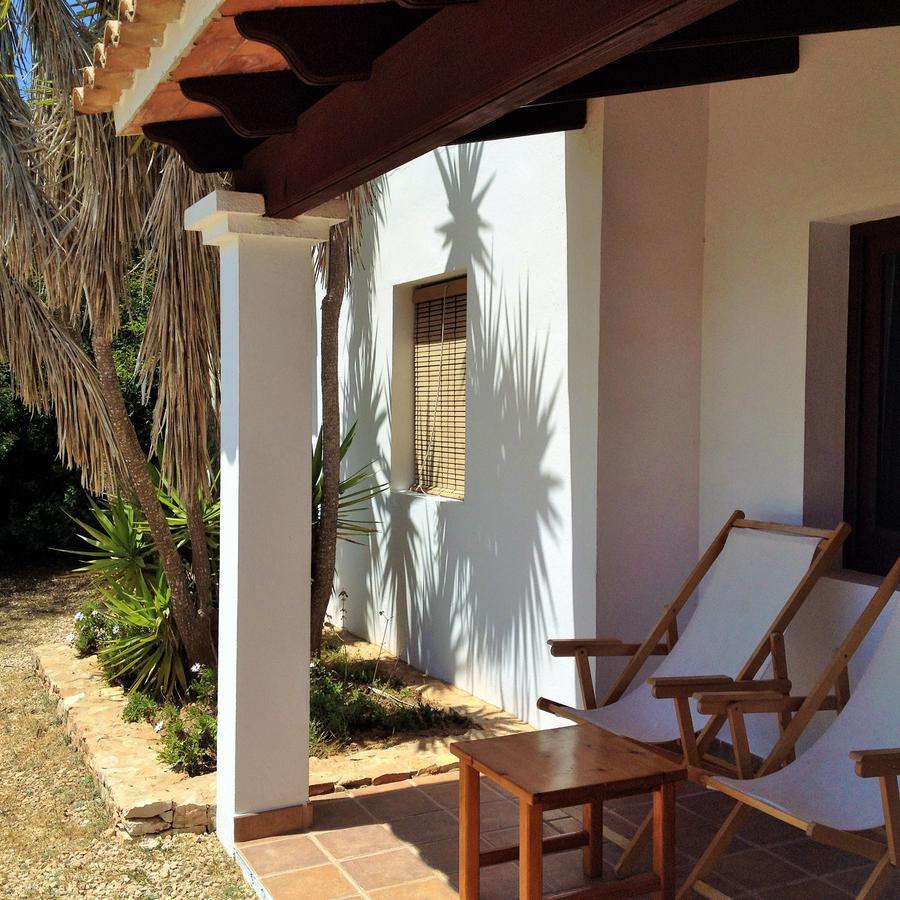Apartamentos Laura Playa De Migjorn Экстерьер фото